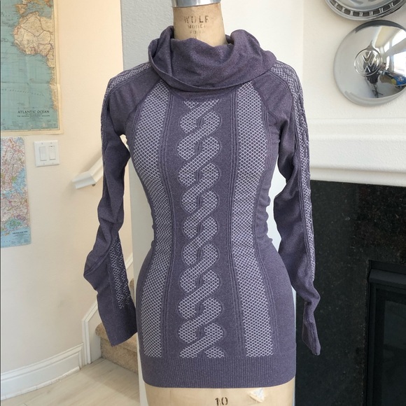 Athleta Tops - Athleta cowl neck long sleeve small 306563 purple